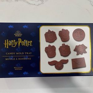 Harry Potter x Williams Sonoma candy mold
